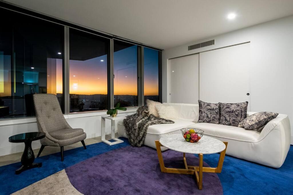 Photo of Livingroom in Surfers Paradise