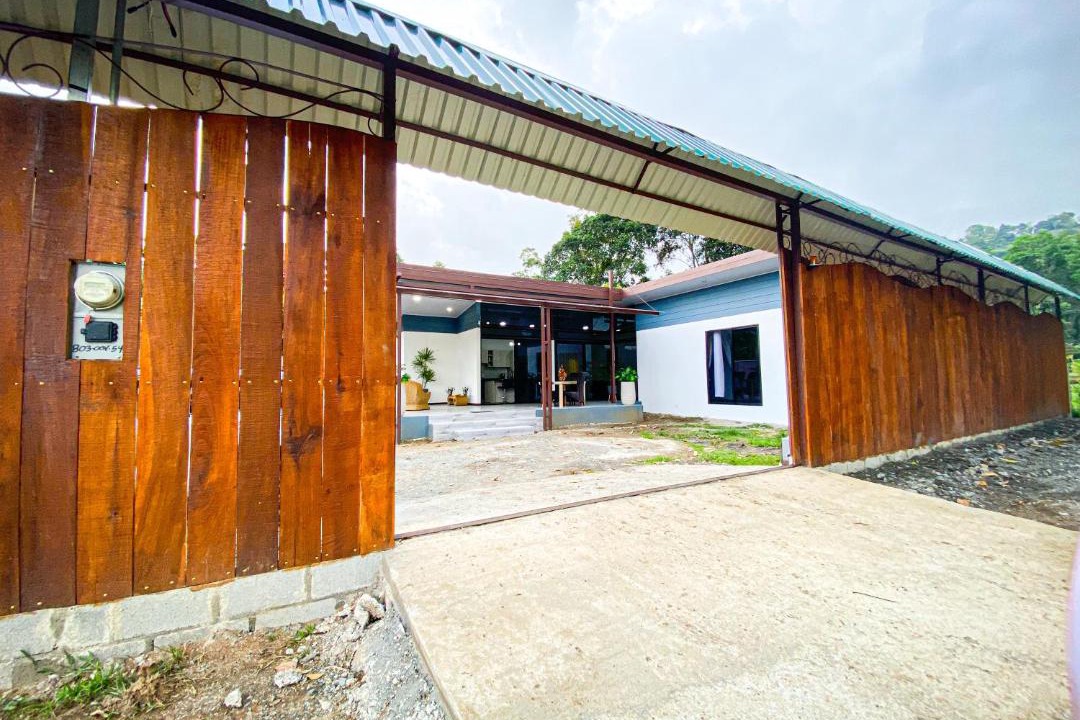 Photo of Buildings in Cahuita