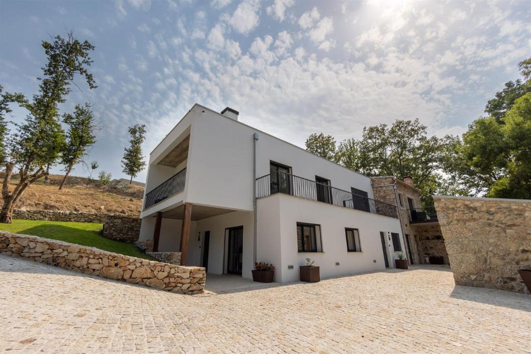 Photo of Buildings in Balocas
