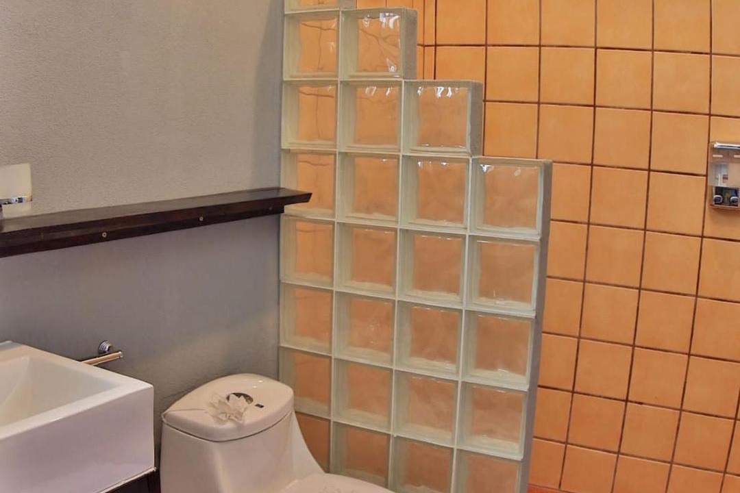 Photo of Bathroom in Potrero
