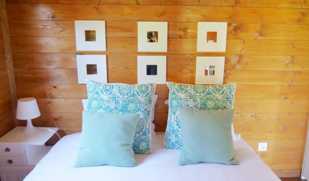 Photo of Bedroom in Casal do Abegao