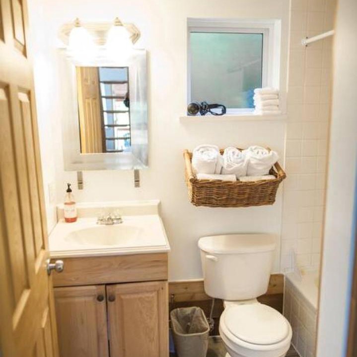 Photo of Bathroom in Ucluelet
