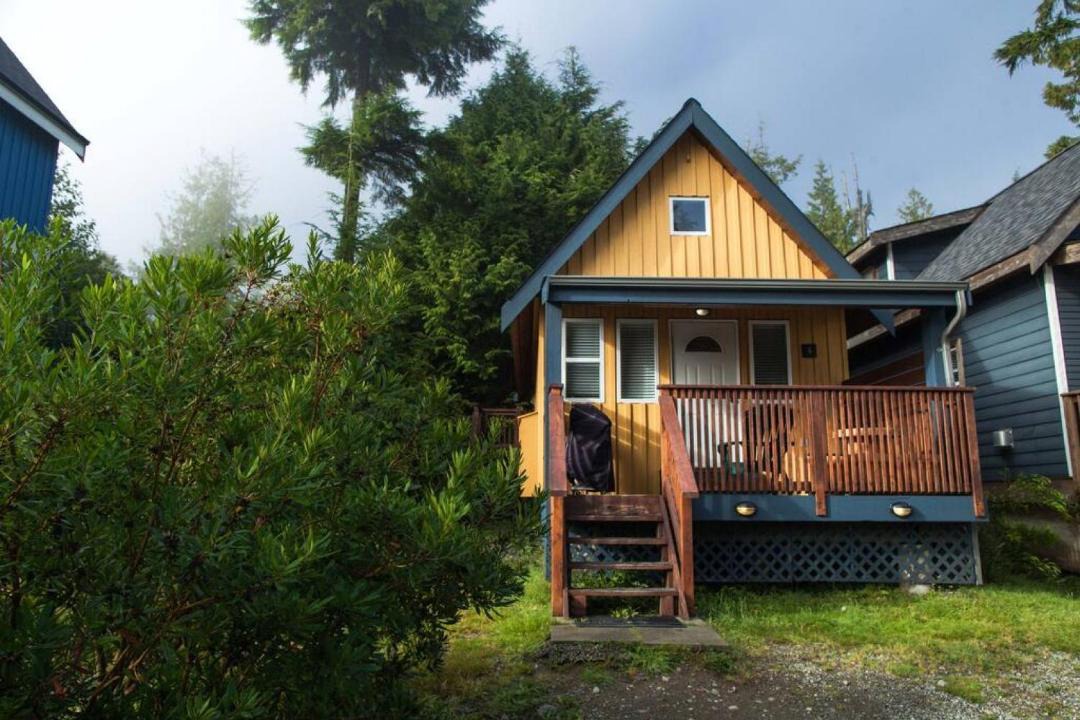 Photo of Buildings in Ucluelet
