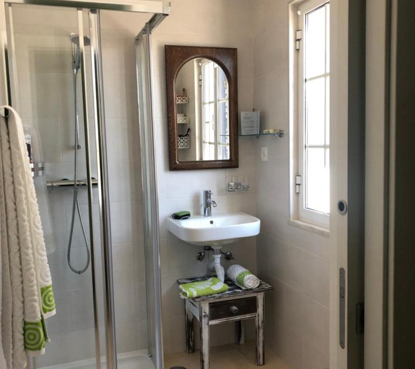 Photo of Bathroom in Evora