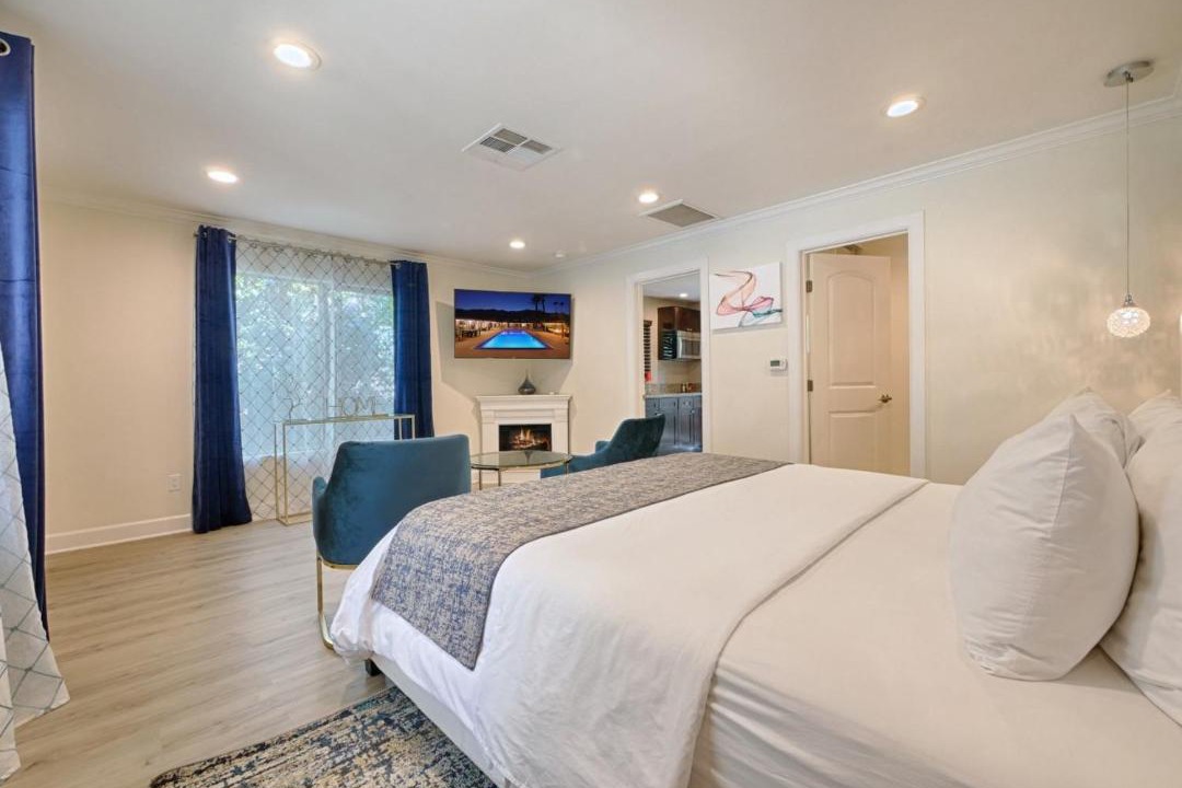 Photo of Others in Tahquitz River Estates