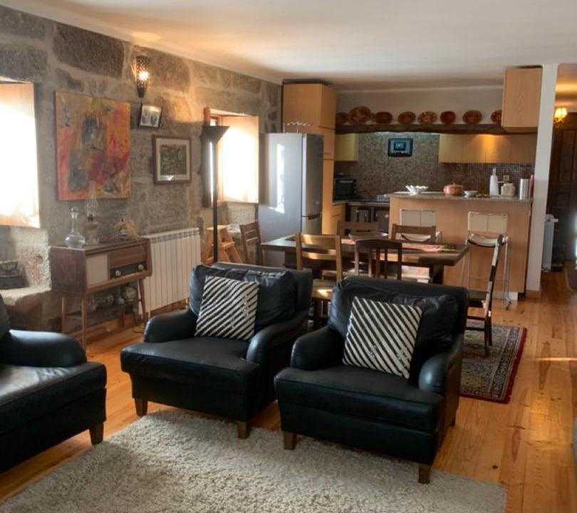 Photo of Livingroom in Resende
