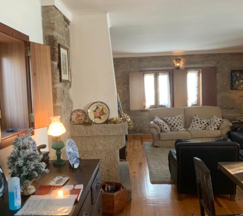 Photo of Livingroom in Resende