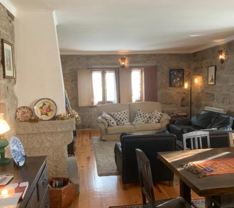 Photo of Livingroom in Resende