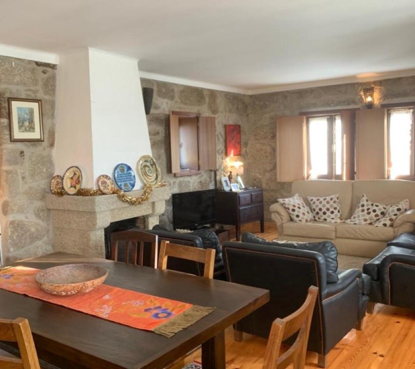 Photo of Livingroom in Resende