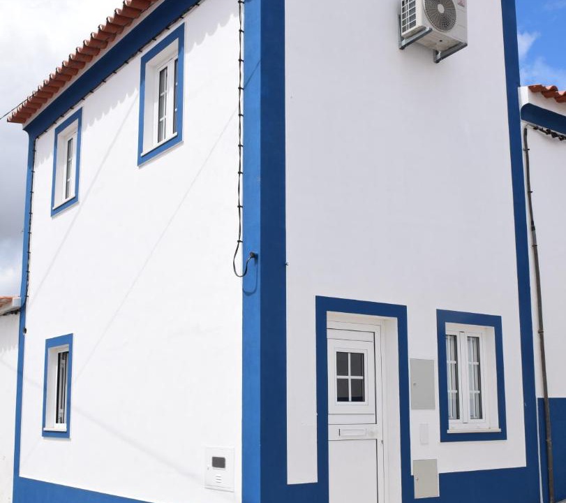 Photo of Buildings in Amieira