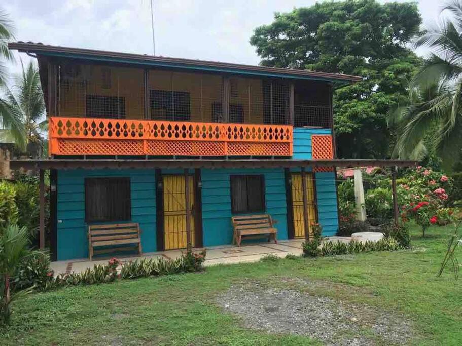 Photo of Buildings in Puerto Viejo de Talamanca