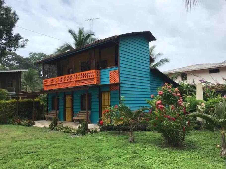 Photo of Buildings in Puerto Viejo de Talamanca