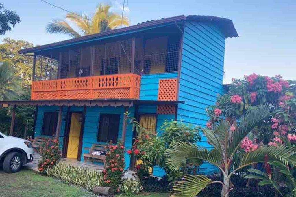 Photo of Buildings in Puerto Viejo de Talamanca