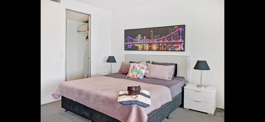 Photo of Bedroom in Surfers Paradise