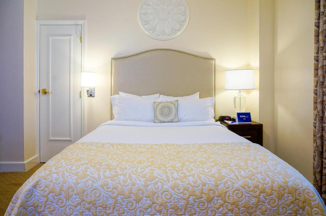 Photo of Bedroom in Lower State