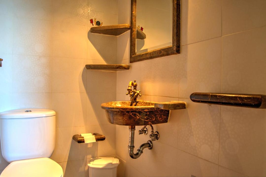 Photo of Bathroom in Ribamar