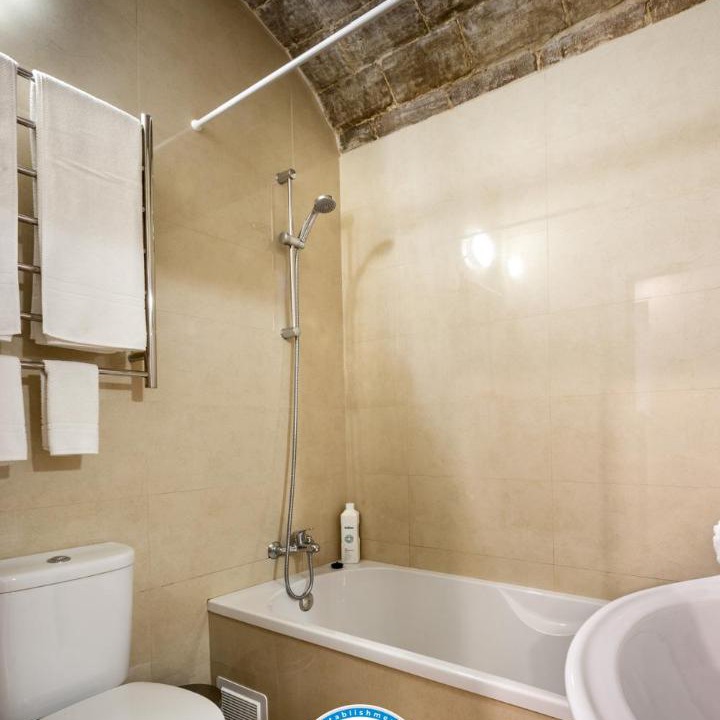 Photo of Bathroom in Evora