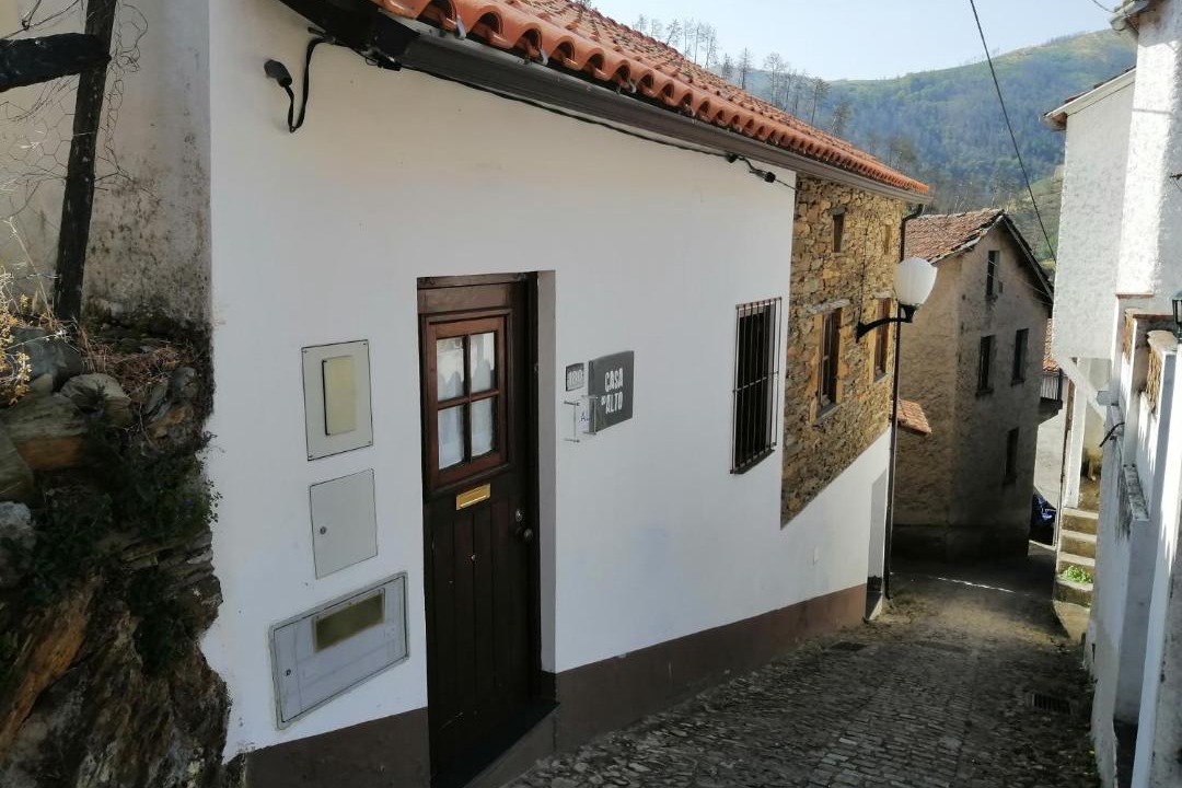 Photo of Buildings in Benfeita