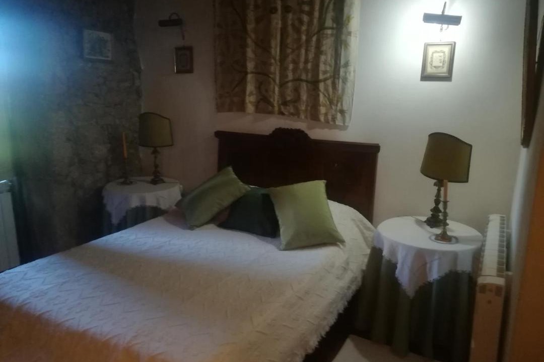 Photo of Bedroom in Sortelha