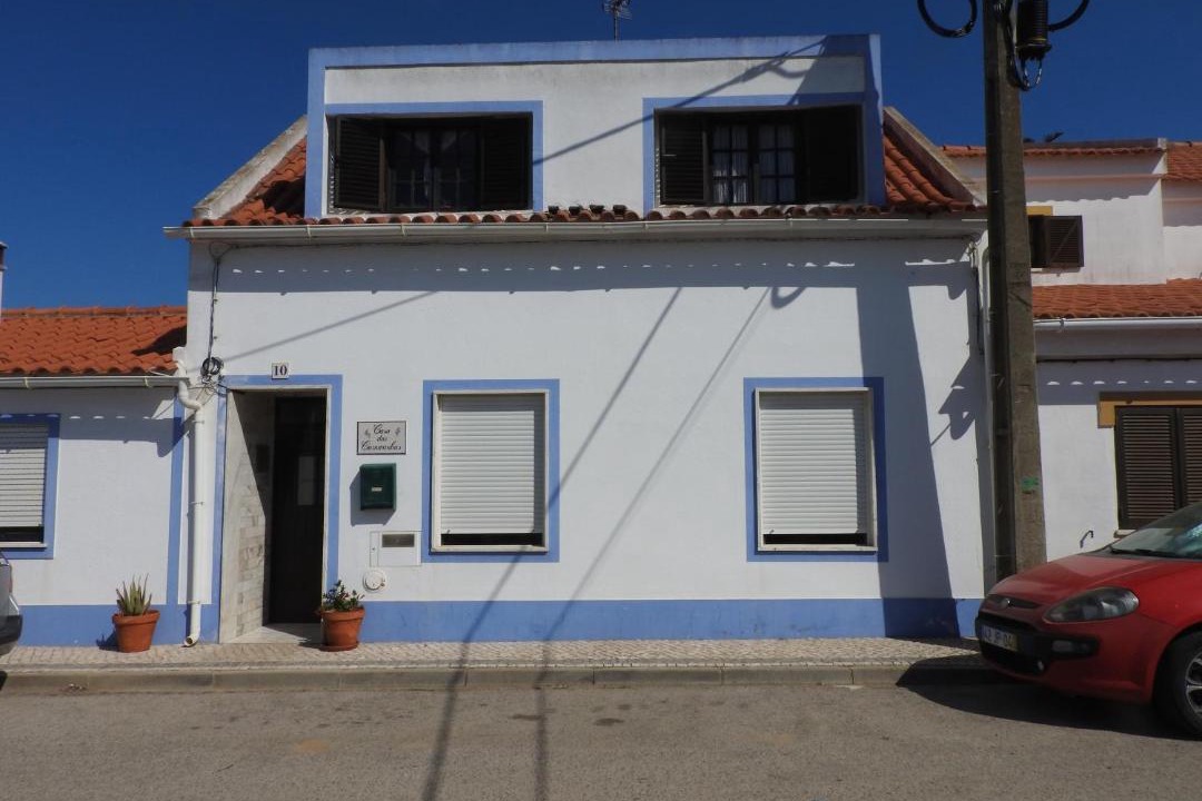 Photo of Buildings in Almograve