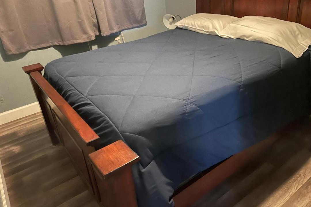 Photo of Bedroom in Inglewood