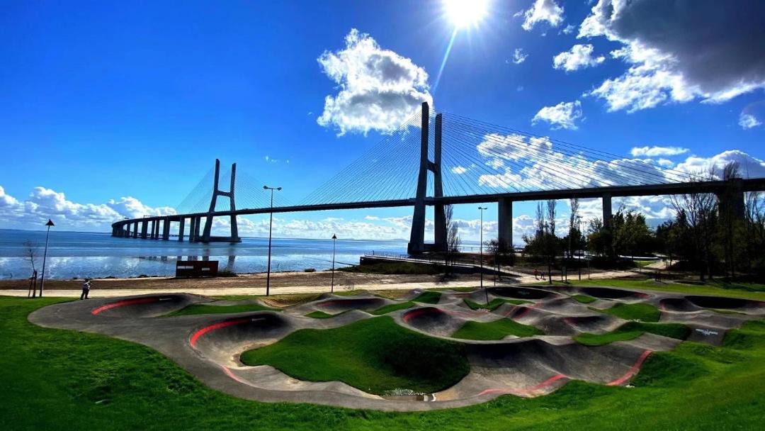 Photo of Others in Parque das Nacoes