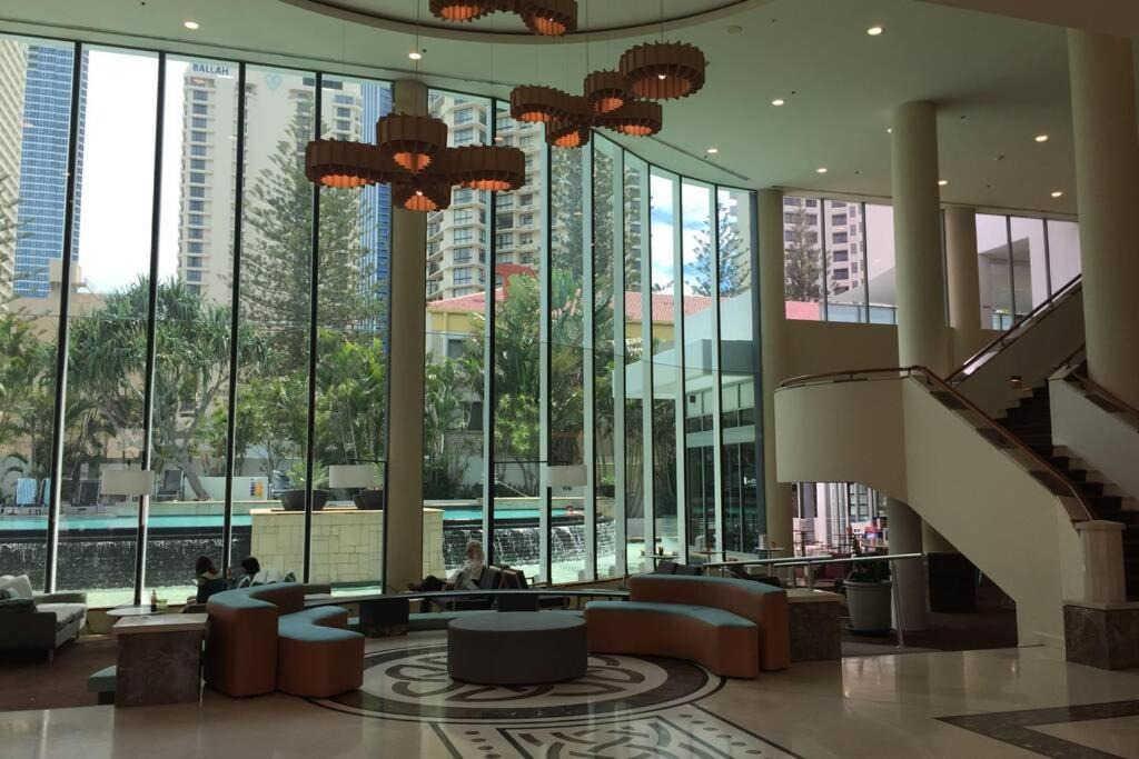 Photo of Livingroom in Surfers Paradise