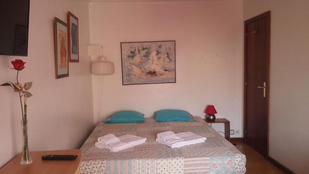 Photo of Bedroom in Casal da Ladeira
