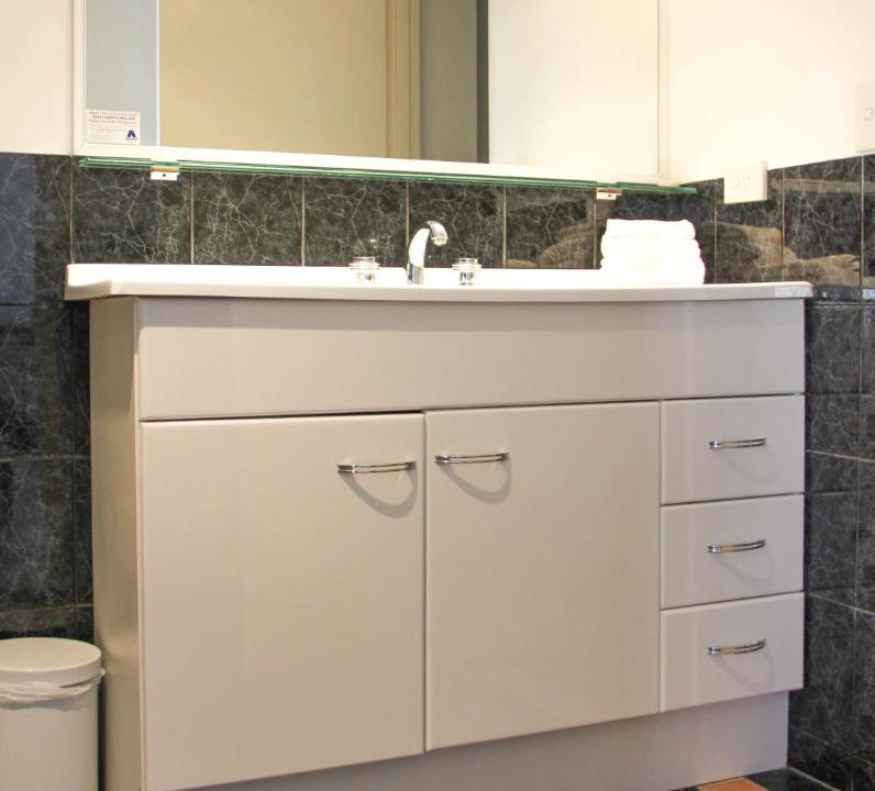 Photo of Bathroom in Main Beach