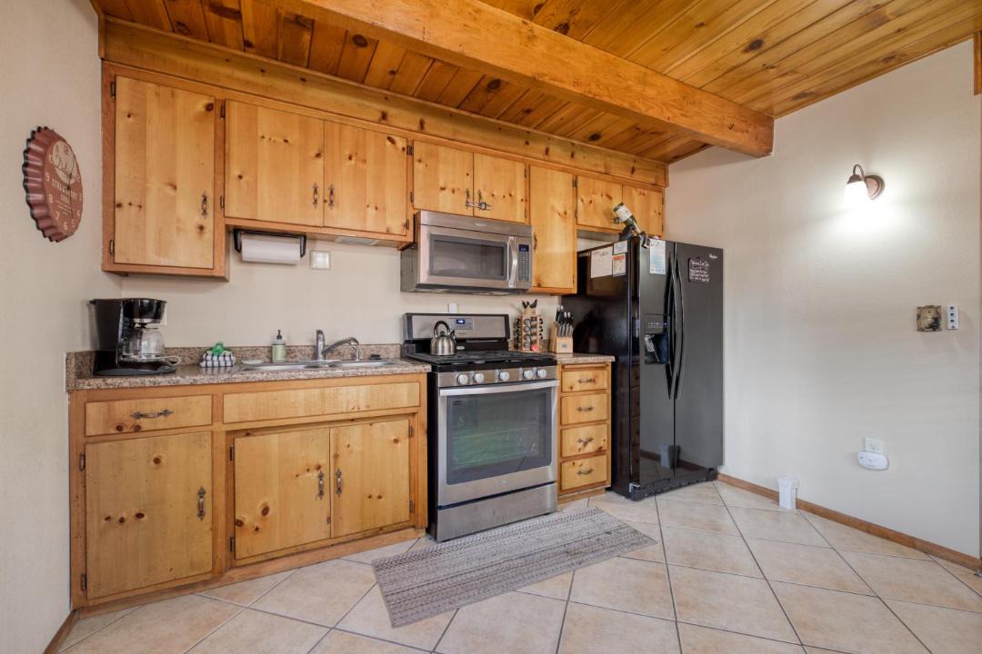 Photo of Kitchen in Big Bear Lake