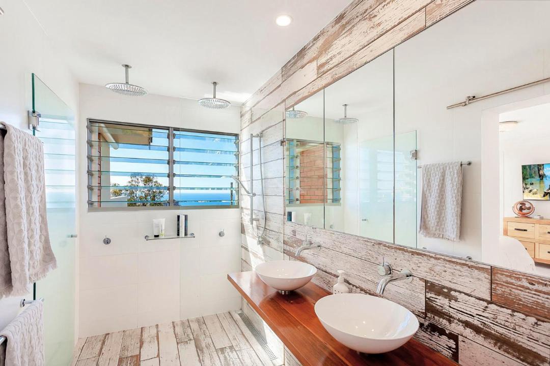 Photo of Bathroom in Burleigh Heads