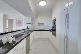 Photo of Kitchen in Main Beach