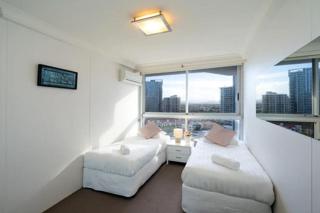 Photo of Others in Surfers Paradise