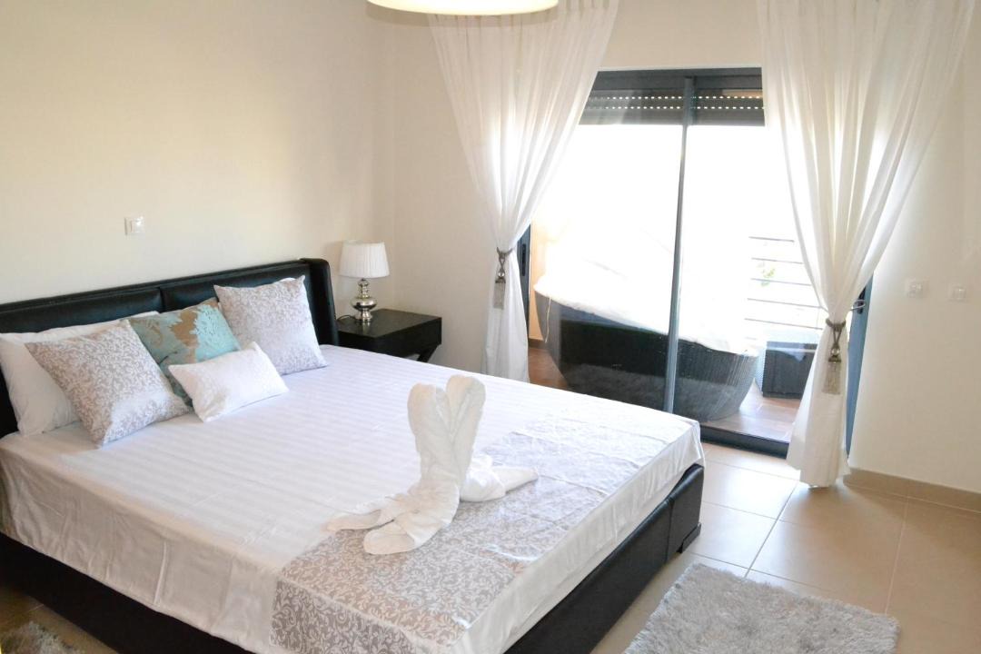 Photo of Bedroom in Albardeira