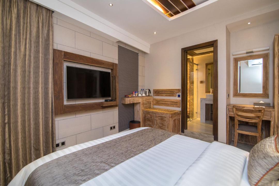 Photo of Bedroom in Male