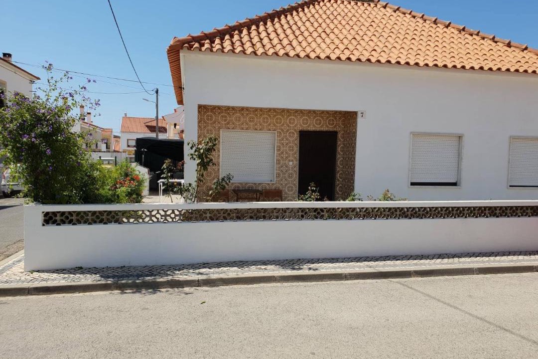 Photo of Buildings in Almograve
