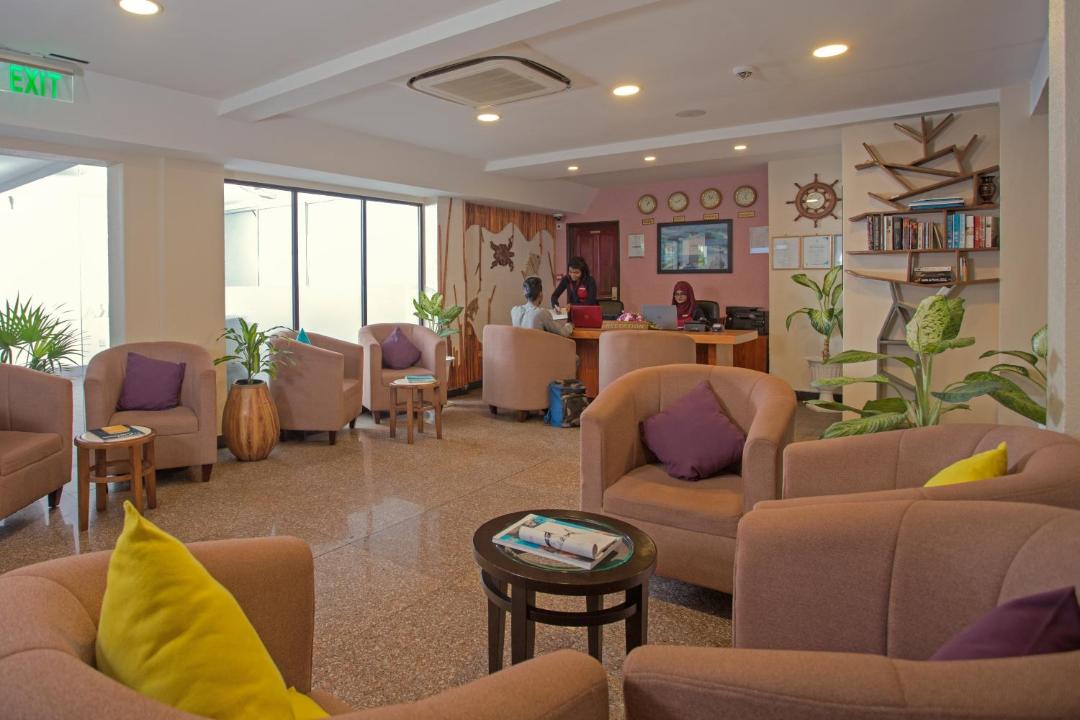 Photo of Livingroom in Male
