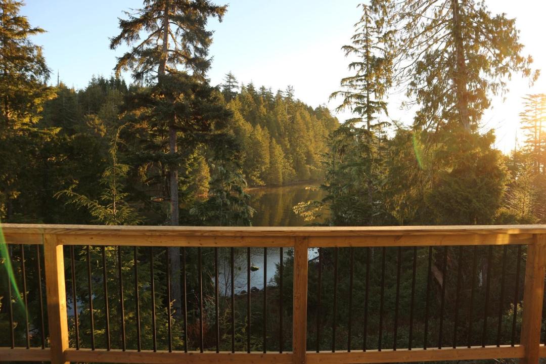 Photo of Patio Balcony in Ucluelet