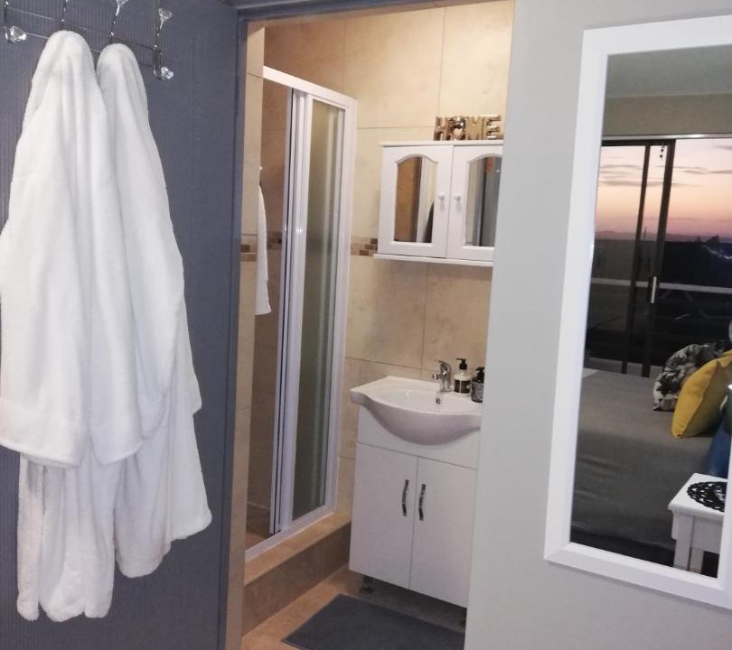 Photo of Bathroom in Aston Bay