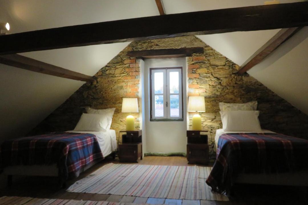 Photo of Bedroom in Moitas