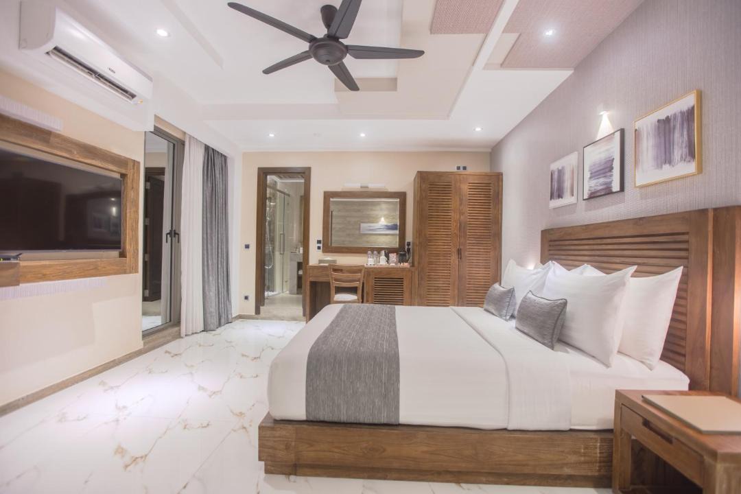 Photo of Bedroom in Male