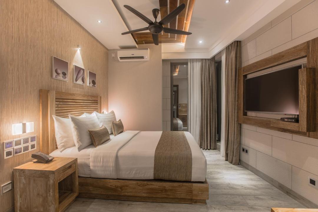 Photo of Bedroom in Male