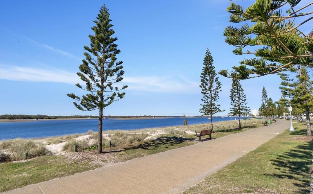 Photo of Others in Biggera Waters