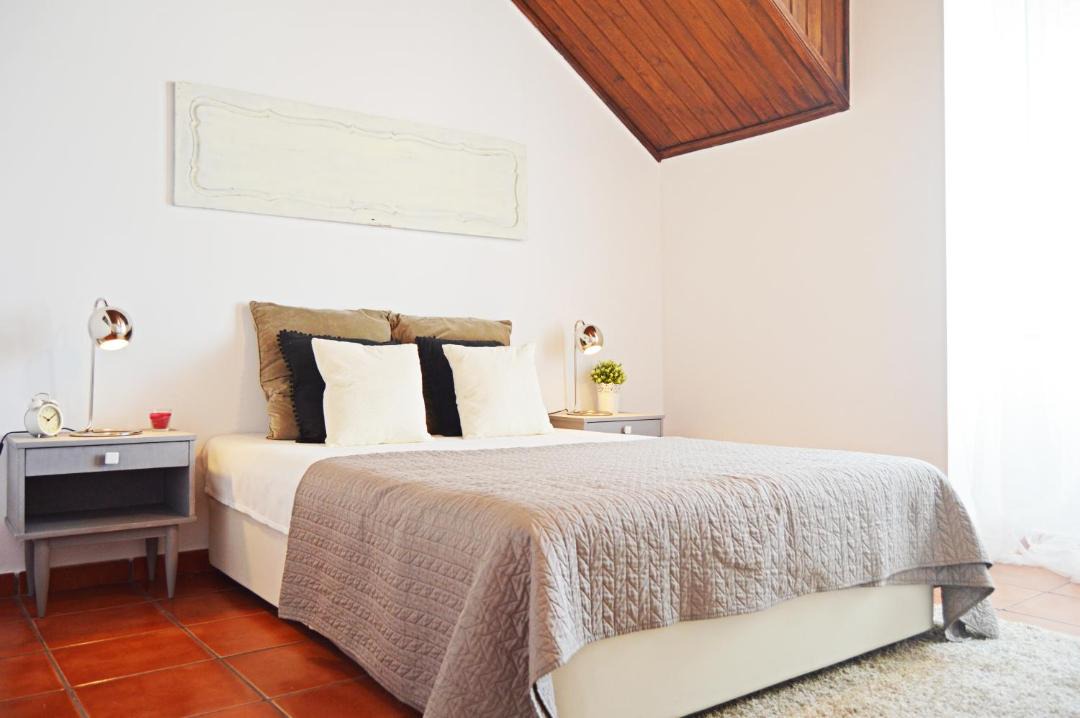 Photo of Bedroom in Linda-a-Velha