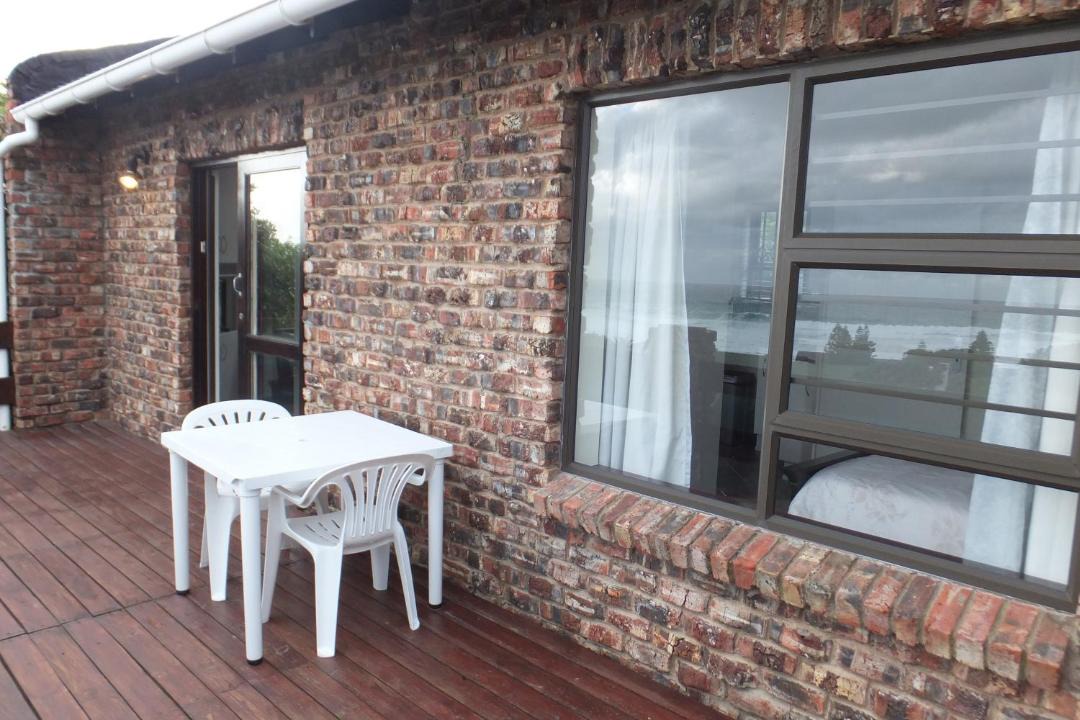 Photo of Patio Balcony in Kini Bay