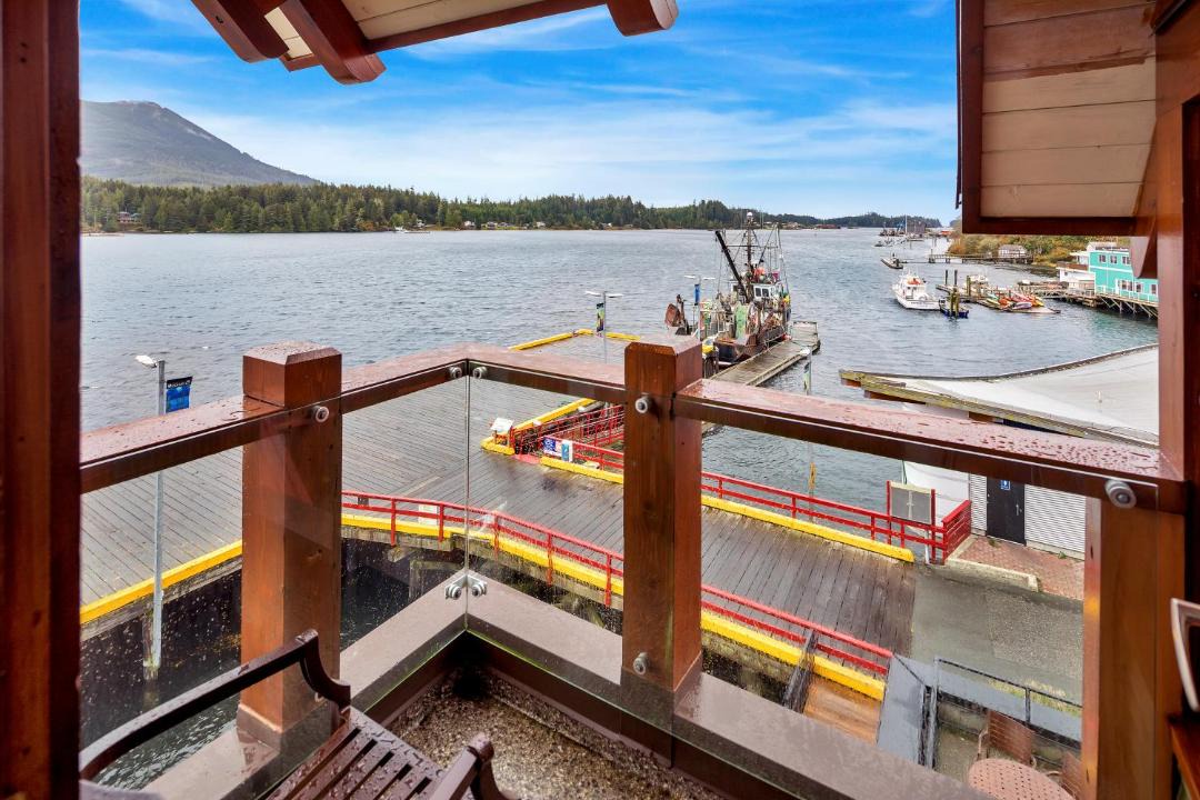 Photo of Patio Balcony in Ucluelet