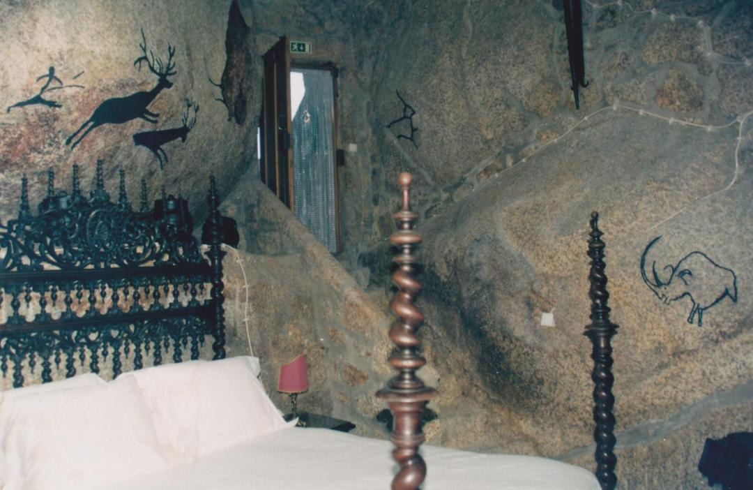 Photo of Bedroom in Monsanto