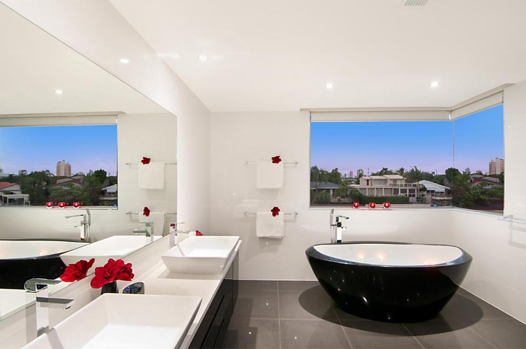 Photo of Bathroom in Broadbeach Waters