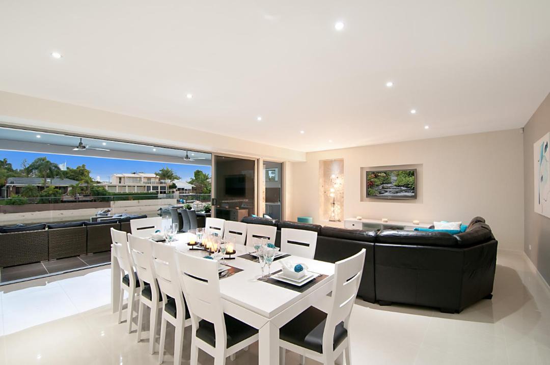 Photo of Others in Broadbeach Waters