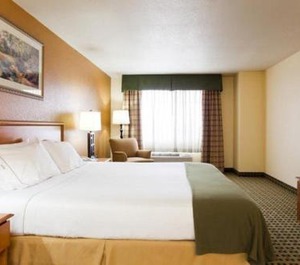 Holiday Inn Express Hotel Hesperia Ihg 